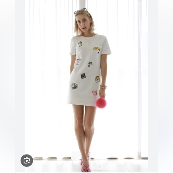 Zara Trafaluc White Short Sleeve Boxy T-Shirt Mini Dress w embroidered patches - Picture 2 of 11
